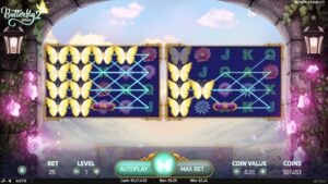 Butterfly Staxx 2 gameplay screenshot